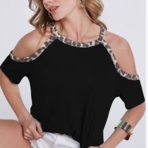 JERSEY KNIT COLD SHOULDER TOP WITH LEOPARD BAND